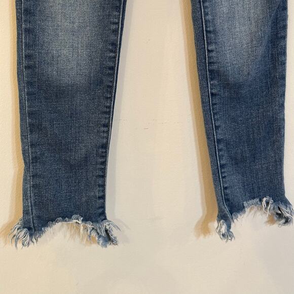 Habitual Girl Mid Rise Skinny Jeans sz 10 Distressed Frayed Hem - Picture 8 of 9